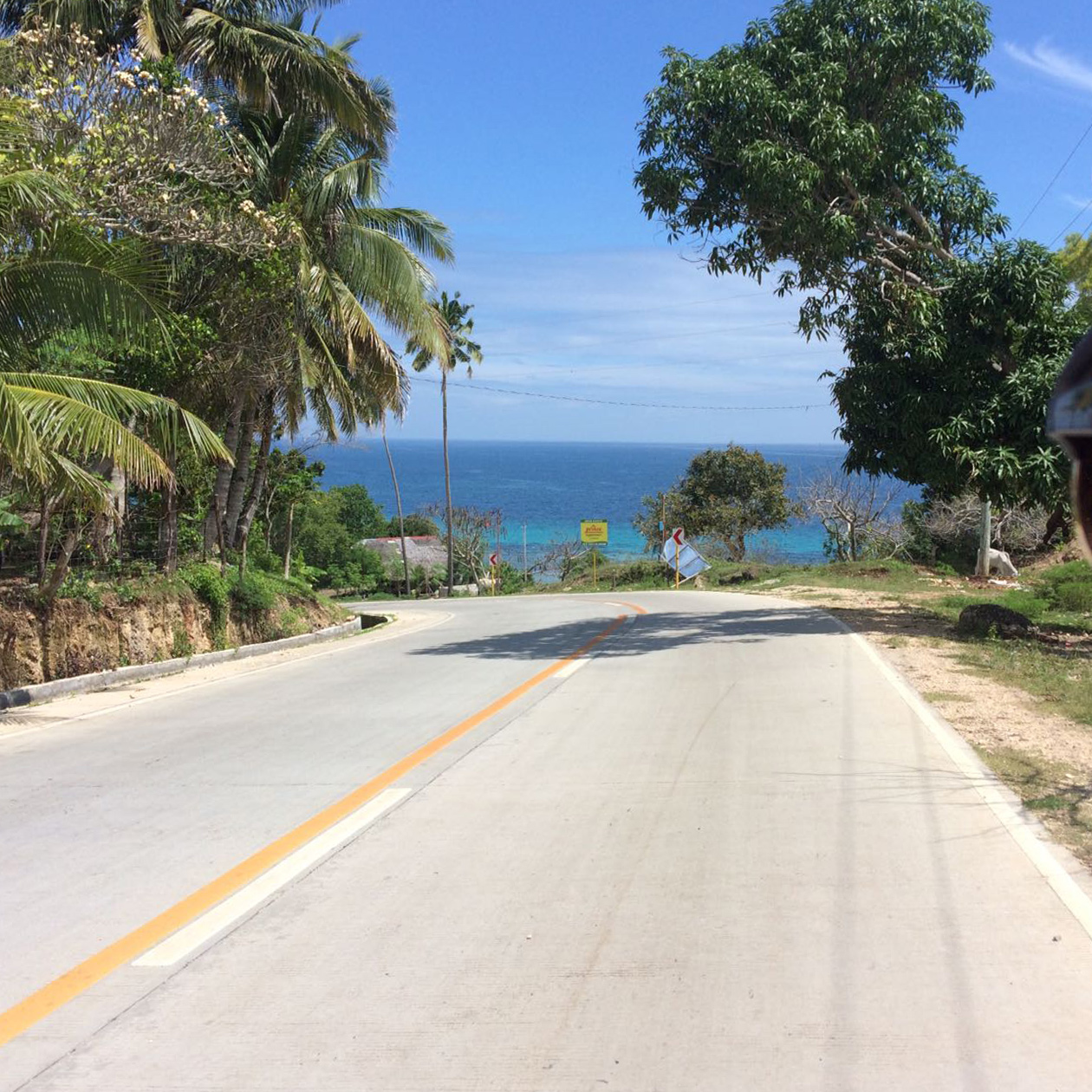 Roadtrip in Siquijor island travel sun