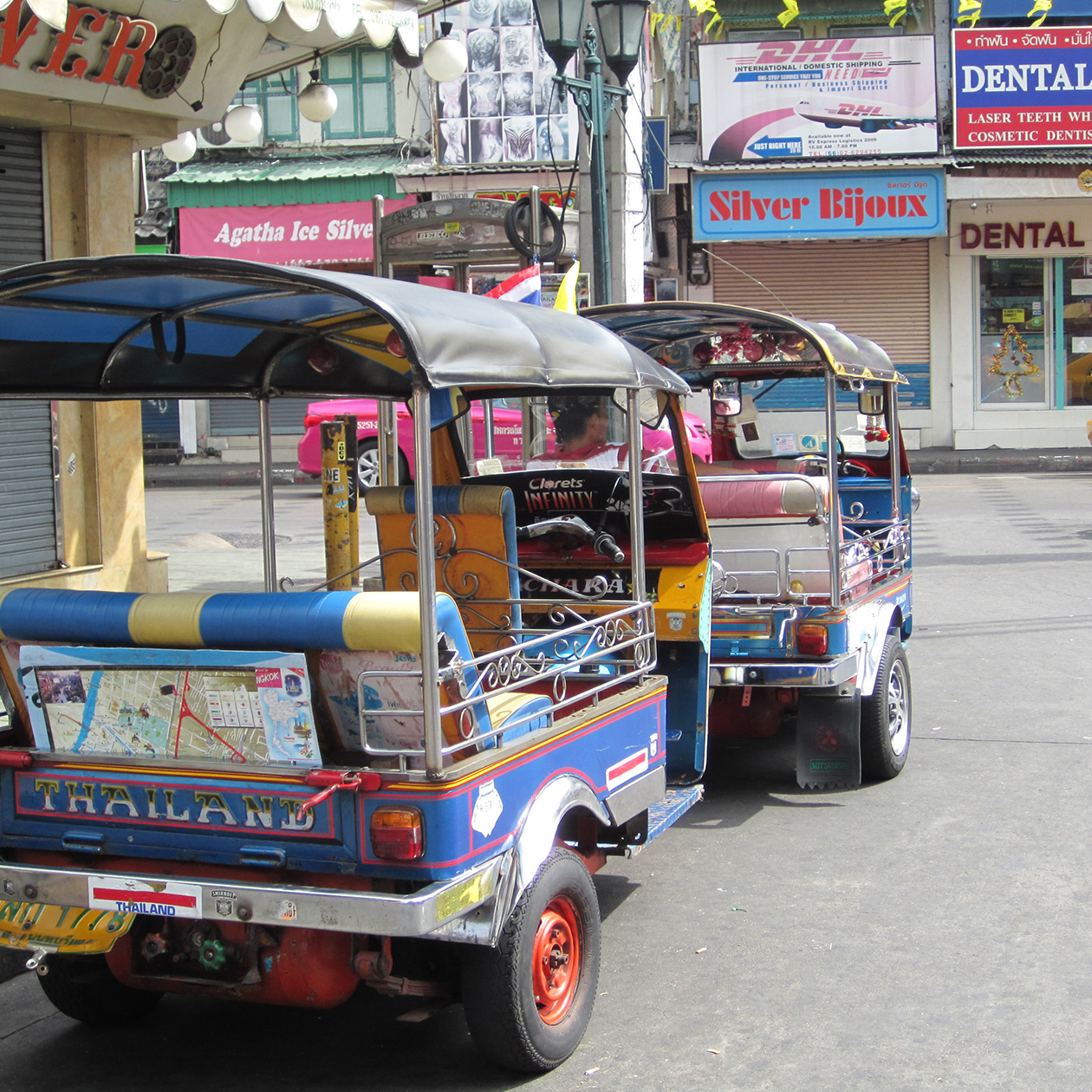 Tuk Tuk Bangkok city sightseeing taxi thailand travel
